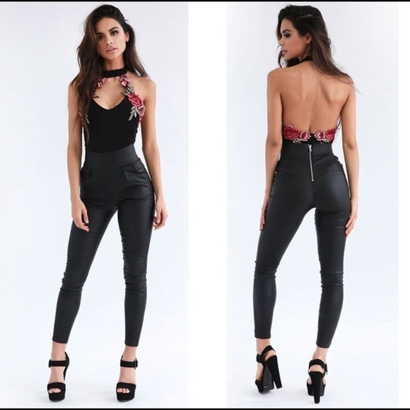 SALE🔺Sexy Floral Bodysuit 🎉HOST PICK 3/16 - Picture 4 of 5